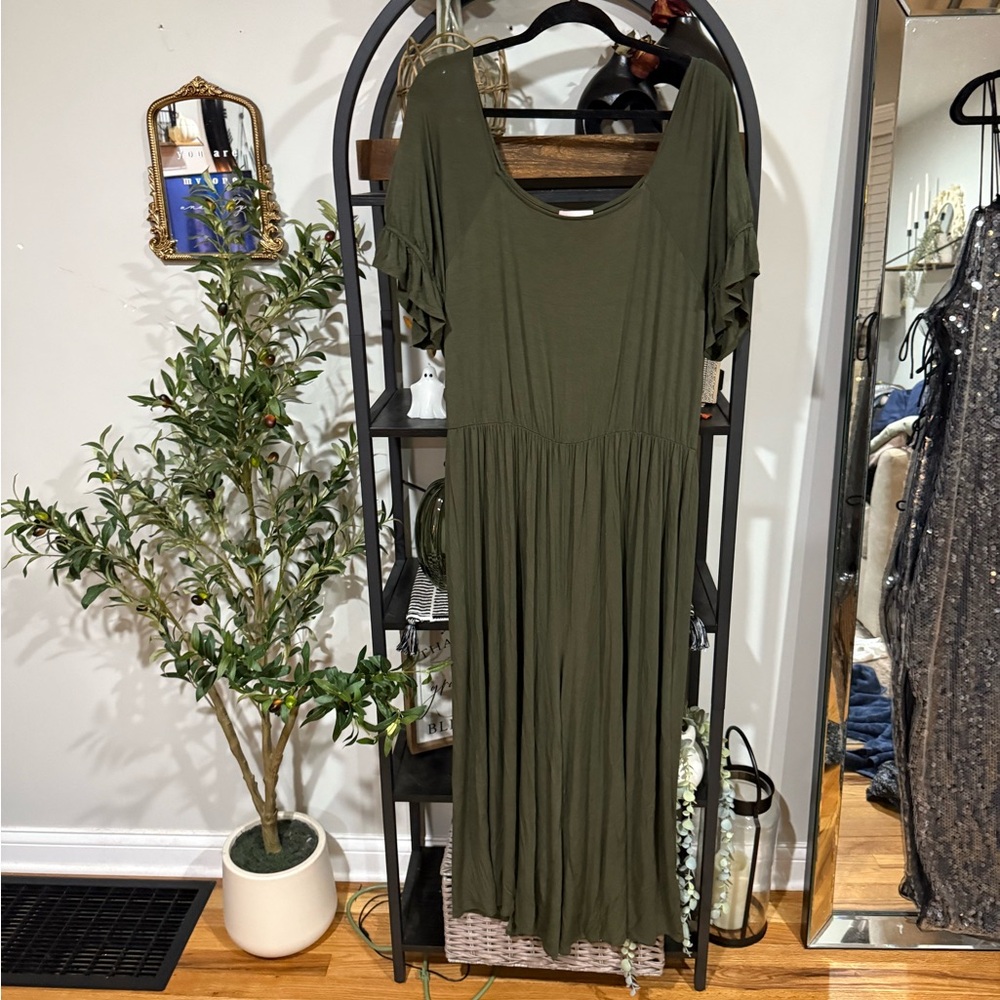Molly & Isadora Olive Green Flowy Romper – Size 2X